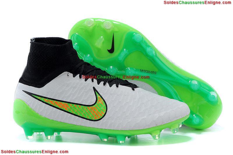 chaussure de foot crampon en fer pas cher