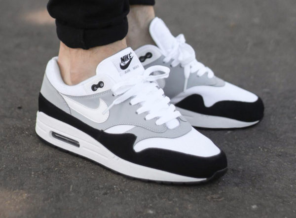 basket nike homme air max 1 basket nike homme air max 1
